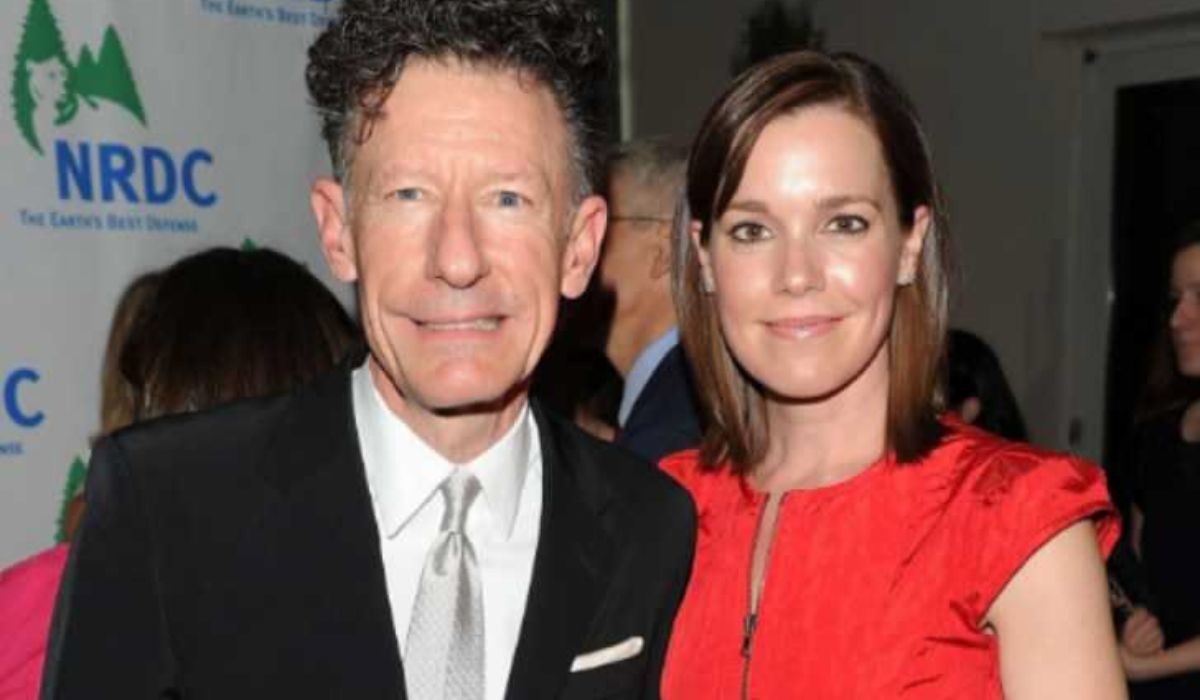 lyle lovett wife