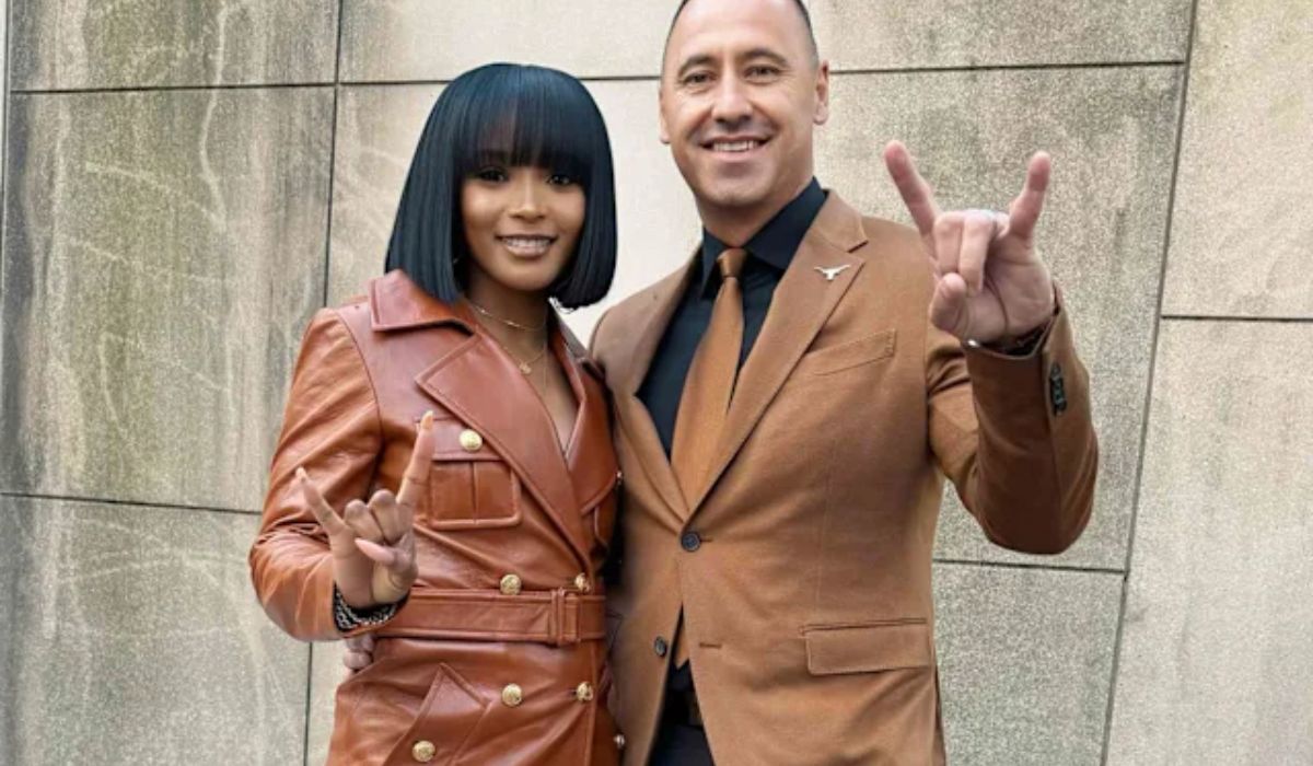 steve sarkisian first wife