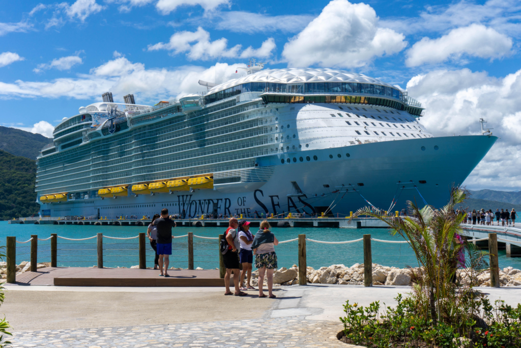 Why Caribbean Cruises Are Perfect for Families, Couples, and Solo Travelers